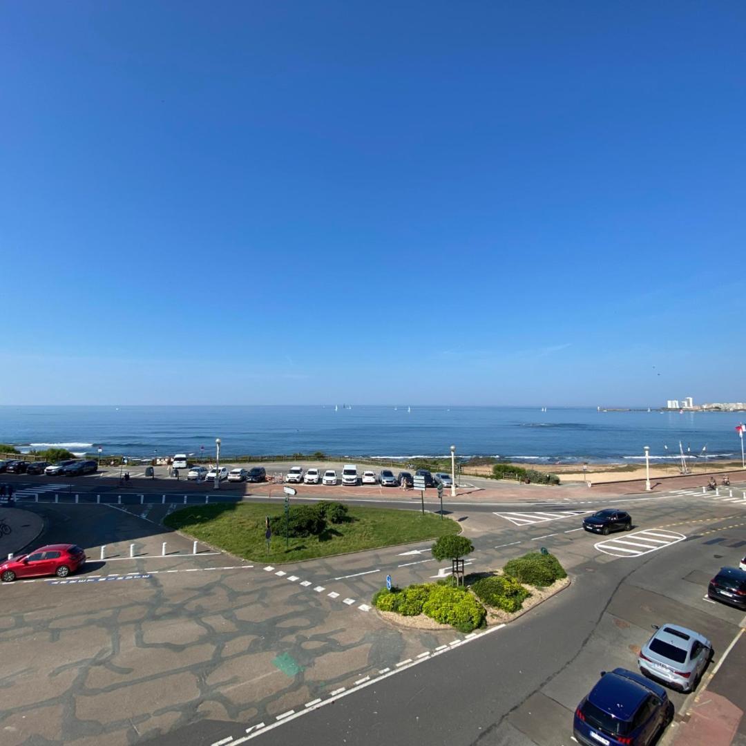 Apartamento L'Arbre Du Voyageur Les Sables-dʼOlonne Exterior foto