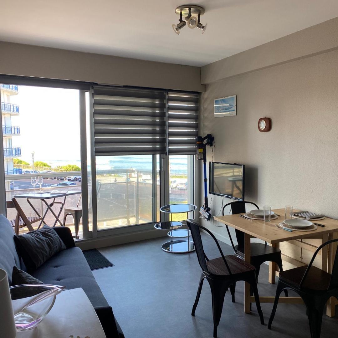Apartamento L'Arbre Du Voyageur Les Sables-dʼOlonne Exterior foto